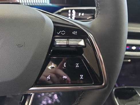 New 2026 Cadillac Lyriq Premium Sport image 19