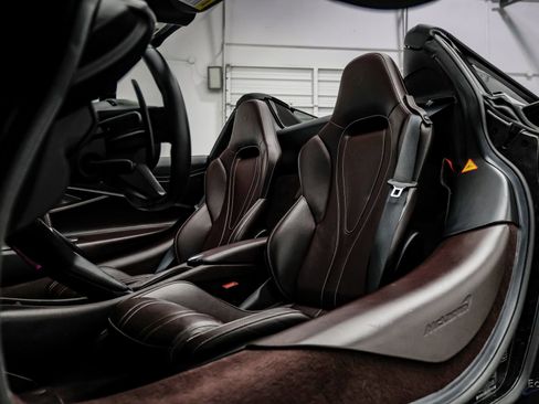 Used 2020 McLaren 720S Luxury RWD image 48