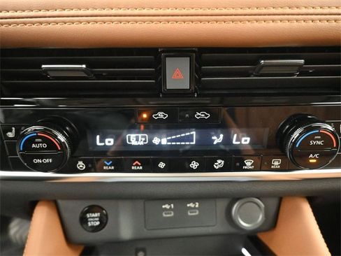 New 2026 Nissan Rogue Platinum w/ Platinum Premium Package image 9