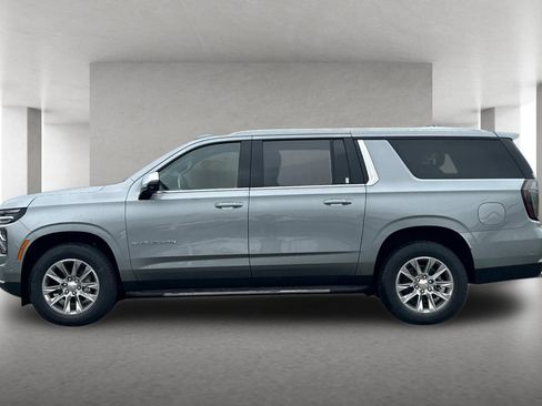 New 2026 Chevrolet Suburban Premier w/ Sun And Tow Package AWD/4WD image 7