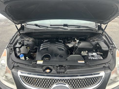 Used 2011 Hyundai Veracruz GLS image 16