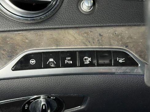 Used 2015 Mercedes-Benz S 550 Sedan image 32