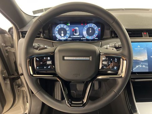 Used 2025 Land Rover Range Rover Evoque S image 14