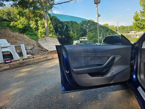 Used 2018 Tesla Model 3 Long Range RWD image 21