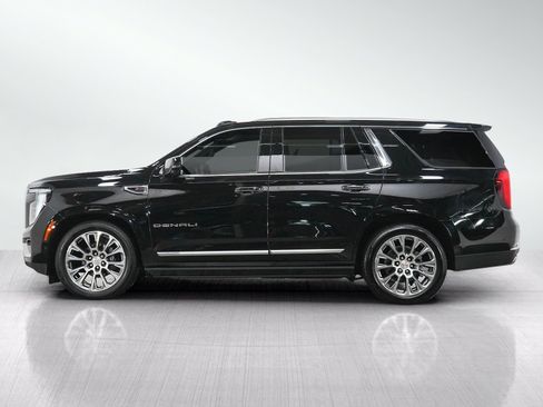 Used 2025 GMC Yukon Denali w/ Denali Reserve Package AWD/4WD image 2