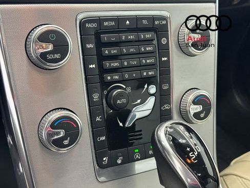 Used 2018 Volvo S60 T5 Dynamic w/ Vision Package image 28