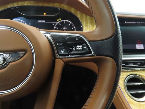 Certified 2020 Bentley Continental GT image 12