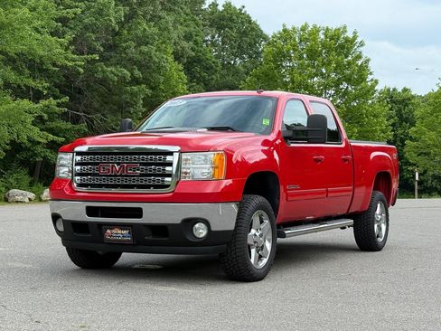 Used 2013 GMC Sierra 2500 SLT w/ Entertainment Package AWD/4WD image 7