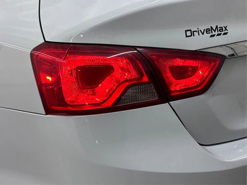 Used 2014 Chevrolet Impala LT w/ Premium Seating Package FWD image 32