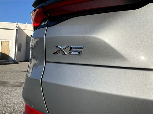 Used 2026 BMW X5 xDrive40i image 33
