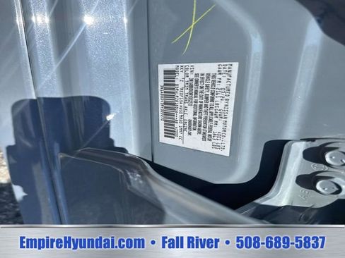 Used 2024 Nissan Sentra SR FWD image 18