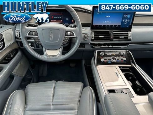 Used 2023 Lincoln Navigator L Black Label image 22