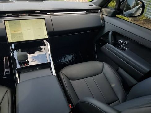 Certified 2025 Land Rover Range Rover Sport Dynamic SE AWD/4WD image 13