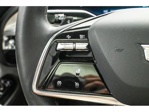 Certified 2024 Cadillac Lyriq Luxury AWD/4WD image 42
