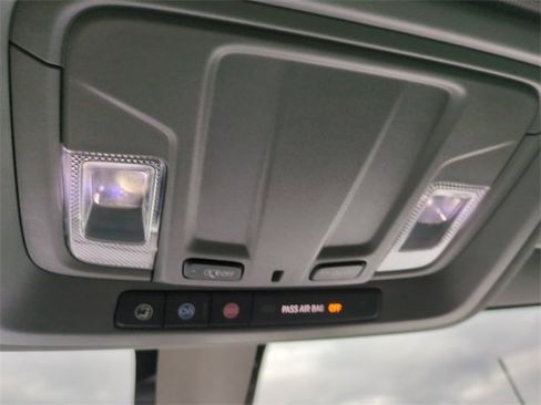 Certified 2022 Chevrolet Silverado 2500 LT w/ Convenience Package image 23