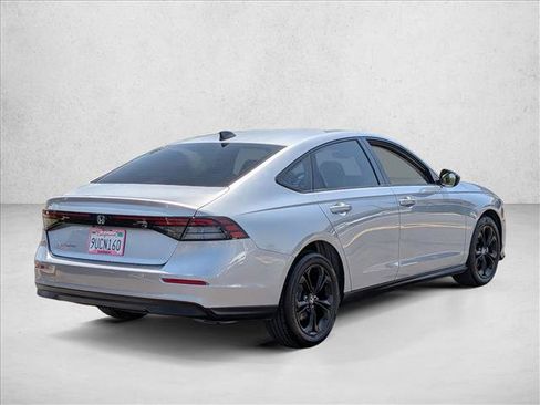 Used 2025 Honda Accord SE image 6