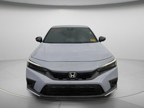 Used 2024 Honda Civic Sport image 3