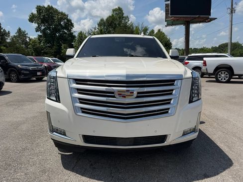Used 2015 Cadillac Escalade ESV Platinum AWD/4WD image 27