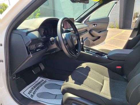 Used 2025 Honda Accord Sport image 13