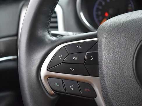 Used 2018 Jeep Grand Cherokee Limited w/ Mopar Chrome Edition Group image 17