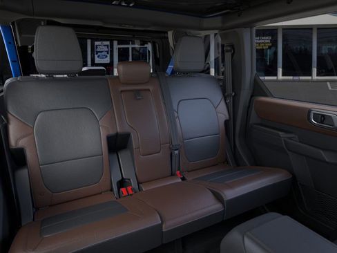 New 2024 Ford Bronco Outer Banks AWD/4WD image 36