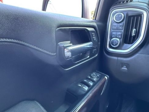 Used 2022 GMC Sierra 1500 SLT w/ SLT Premium Plus Package AWD/4WD image 20