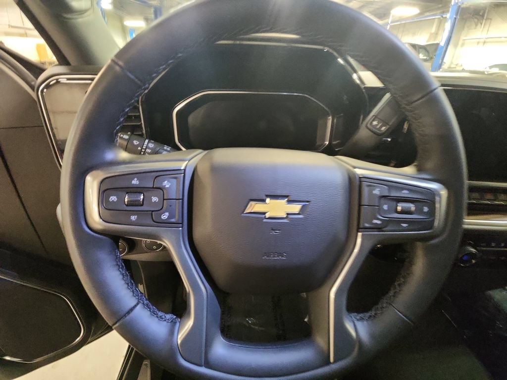 Certified 2026 Chevrolet Silverado 1500 LT AWD/4WD image 15
