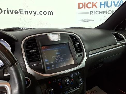 Used 2013 Chrysler 300 C RWD image 24