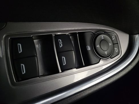 Used 2020 Chevrolet Malibu LT FWD image 27