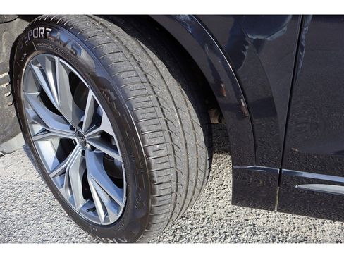 Used 2021 Audi Q8 Premium Plus w/ Premium Plus Package image 54