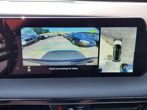 Certified 2025 Nissan Kicks SR w/ SR Premium Package AWD/4WD image 13