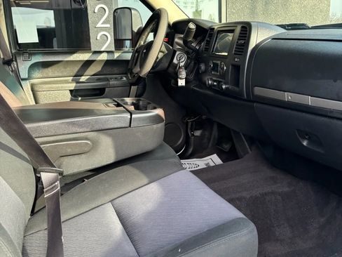 Used 2014 GMC Sierra 2500 SLE w/ SLE Preferred Package image 15