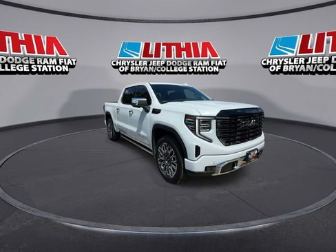 Used 2026 GMC Sierra 1500 Denali Ultimate AWD/4WD image 2