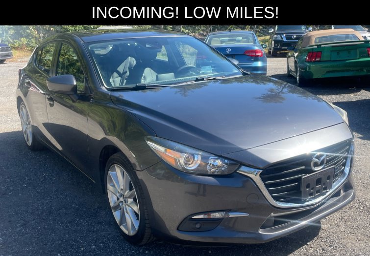 Used 2017 MAZDA MAZDA3 Grand Touring FWD image 1
