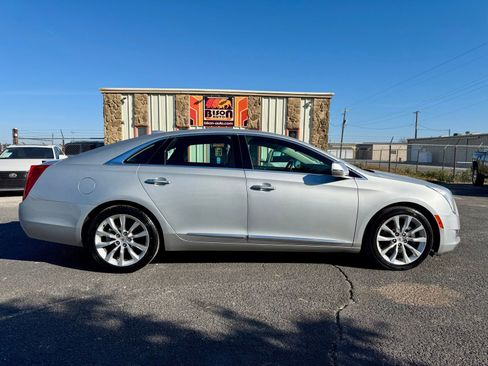 Used 2015 Cadillac XTS Luxury image 2