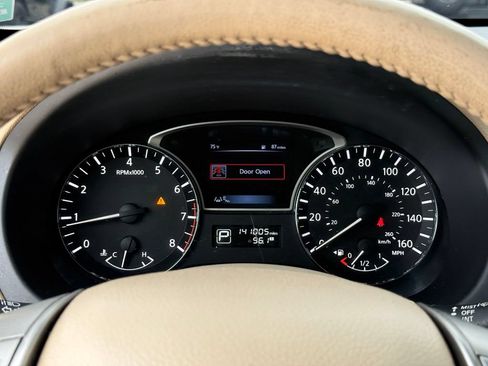Used 2015 Nissan Altima 2.5 SL w/ Technology Package FWD image 17