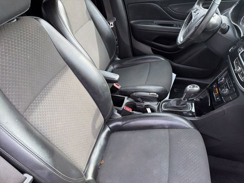 Used 2019 Buick Encore Preferred image 9