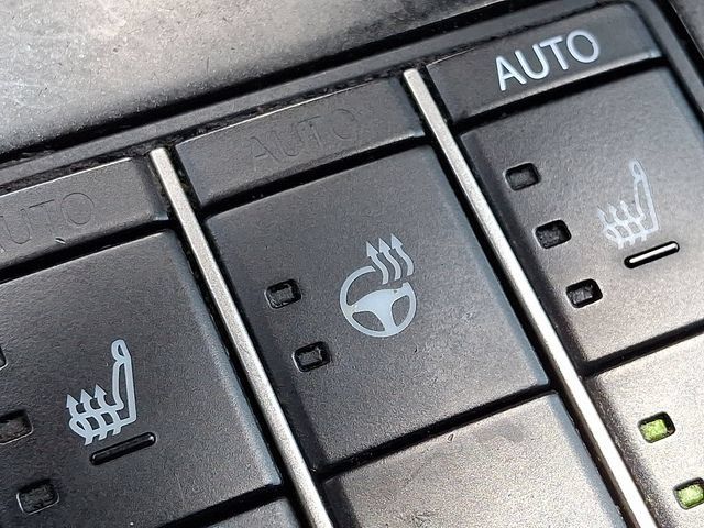 Used 2024 Lexus UX 250h F Sport AWD/4WD image 25
