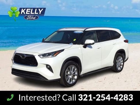Used 2023 Toyota Highlander Limited image 1