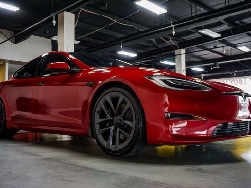 Used 2022 Tesla Model S Standard Range AWD/4WD image 2