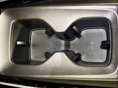Certified 2023 Volkswagen ID.4 Pro S AWD/4WD image 16