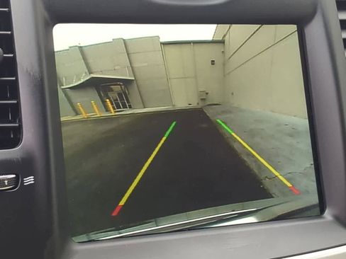 Certified 2023 Chrysler 300 Touring w/ Safetytec Plus Group RWD image 28