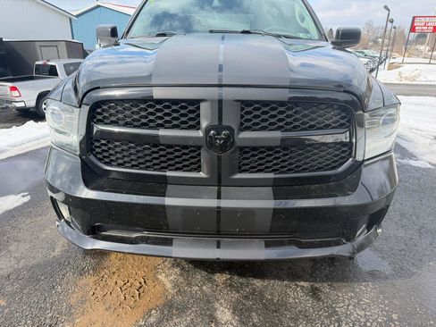 Used 2014 RAM 1500 Express w/ Black Ram 1500 Express Group image 9