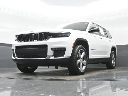 Used 2021 Jeep Grand Cherokee L Limited image 26