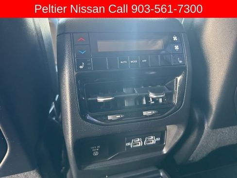 Used 2022 Jeep Grand Cherokee L Limited image 24