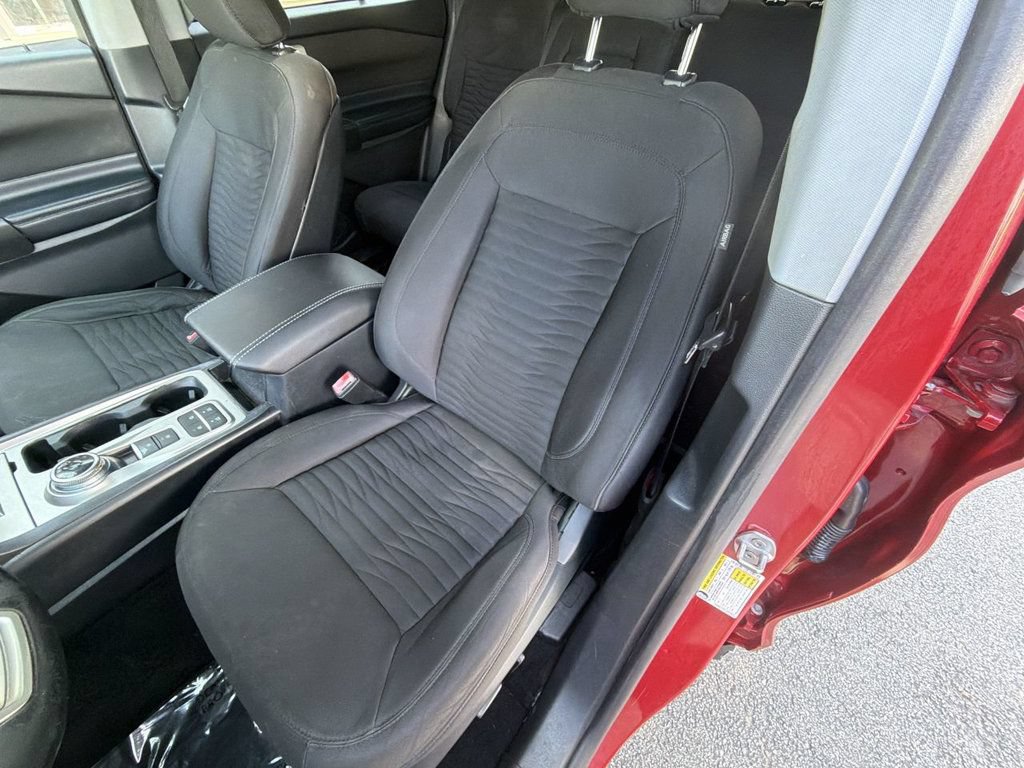 Used 2020 Ford Explorer XLT RWD image 14