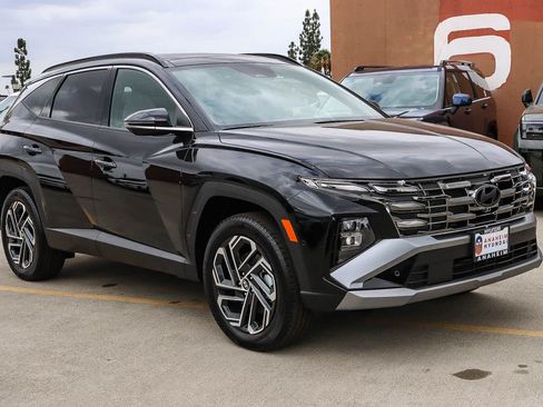 New 2026 Hyundai Tucson Limited AWD/4WD image 3