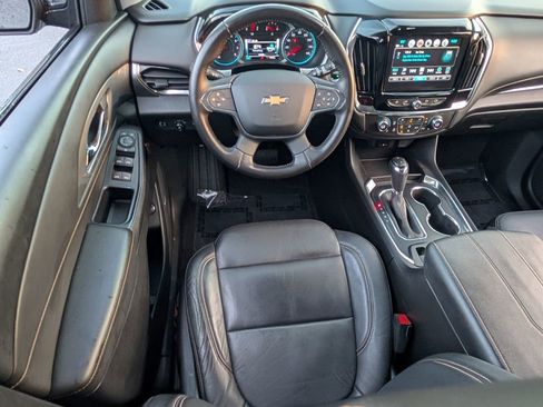 Used 2018 Chevrolet Traverse RS image 13