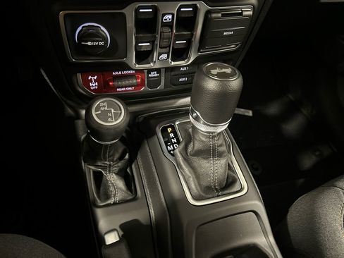 New 2025 Jeep Wrangler Willys image 24