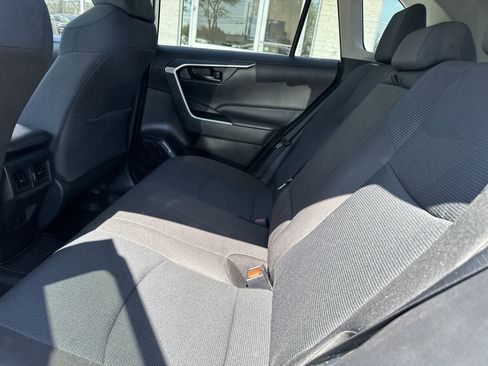 Used 2023 Toyota RAV4 LE image 12